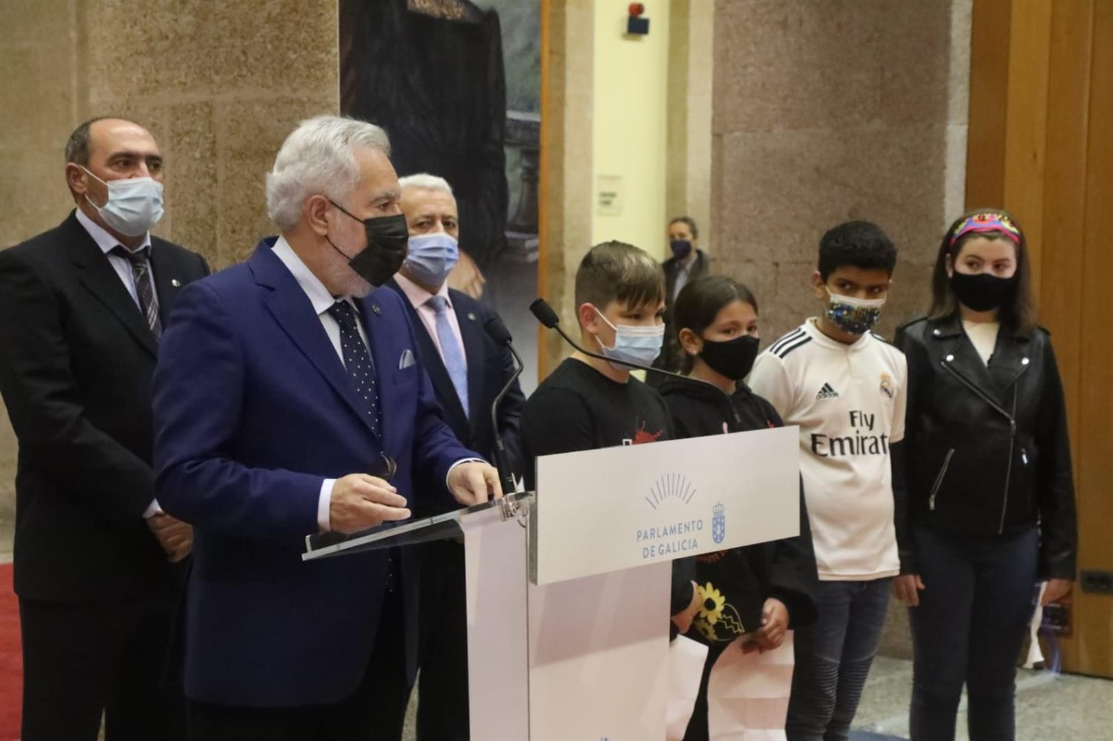 Foto da noticia:Santalices: “Rosalía de Castro activou os resortes que sustentan o noso amor propio, o orgullo de ser galegos”